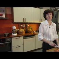 Любимые рецепты. Салат из помидоров с яйцом